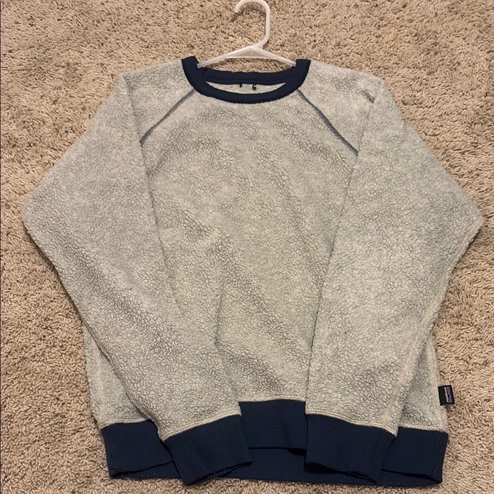 Women’s Gray and Navy Sweater